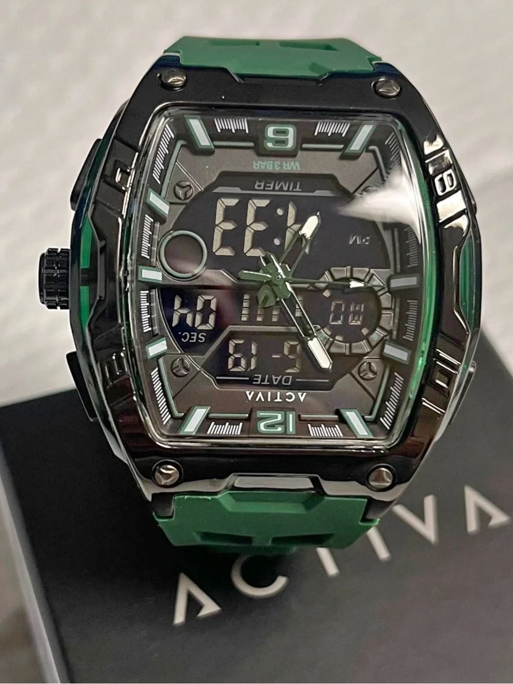 Actival Venzis X Invicta Analog Digital Men's Watch - 50mm. Army Green new